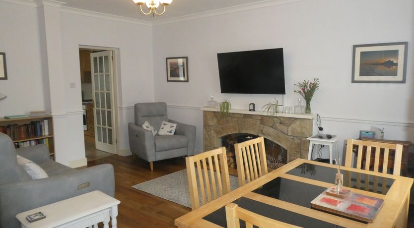 Photo of Aln Cottage (Alnwick)