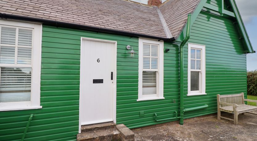 Photo of Armstrong Cottages No6