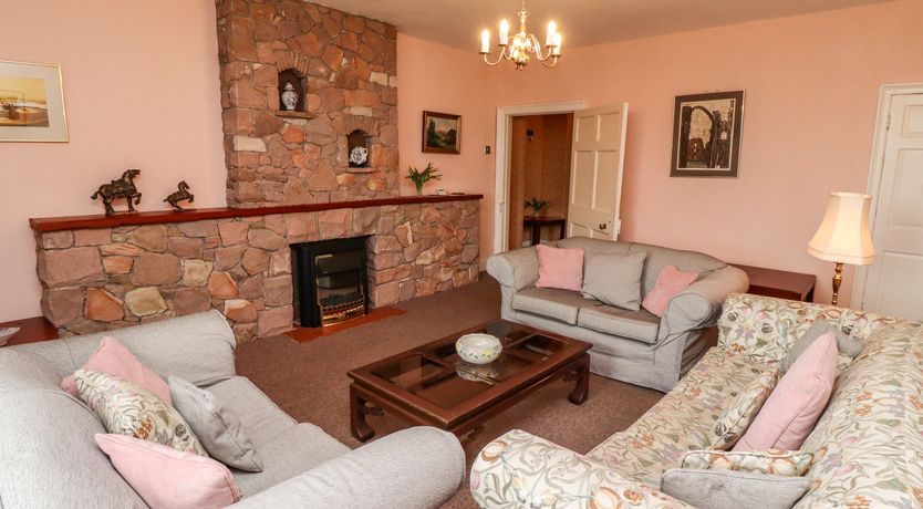 Photo of Glebe House