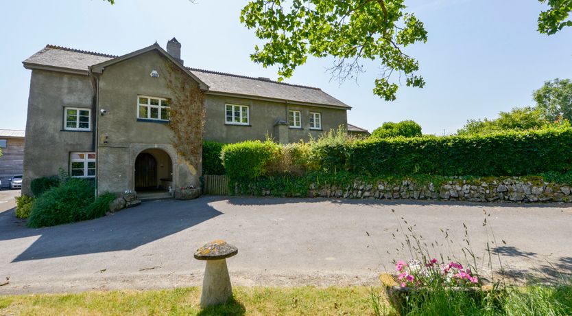 Photo of Twelve Oaks Farmhouse