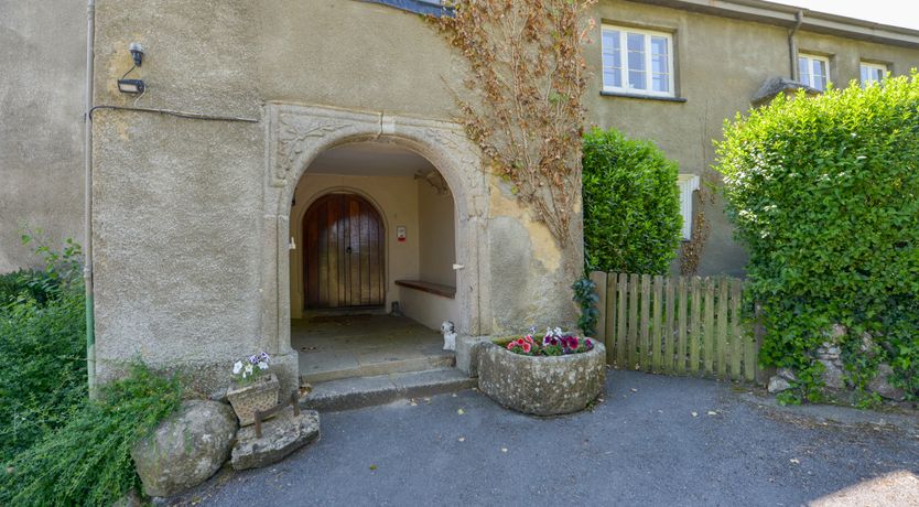 Photo of Twelve Oaks Farmhouse