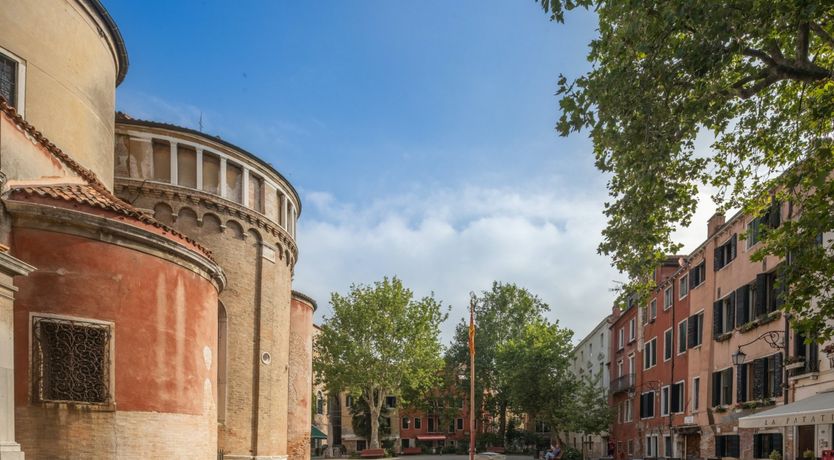 Photo of Rose of the Water