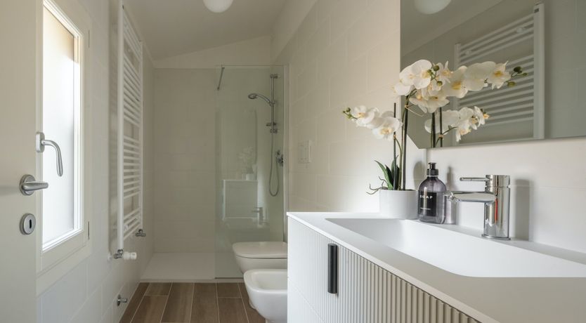 Photo of Rose of the Water