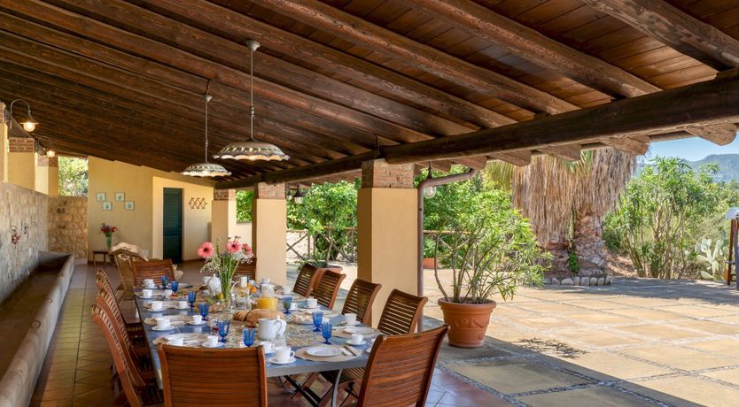 Photo of Prosecco on the Pebbles