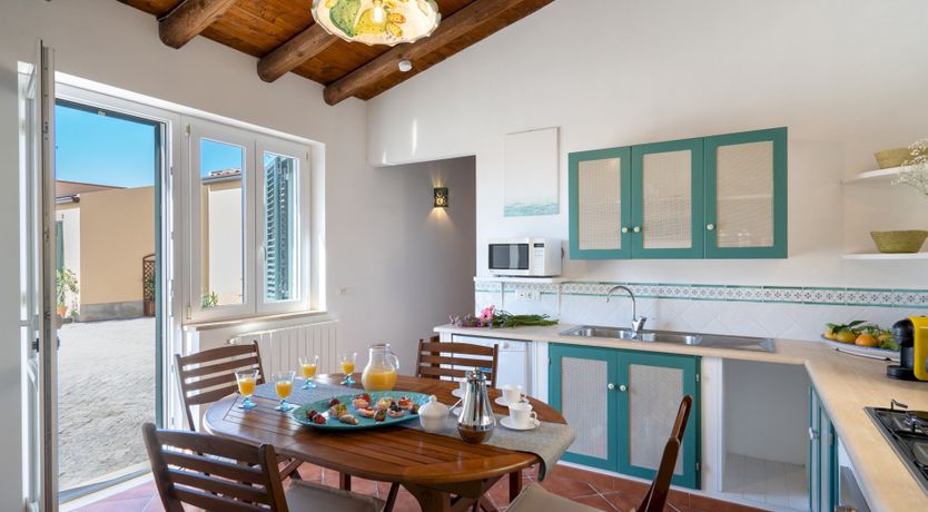 Photo of Prosecco on the Pebbles