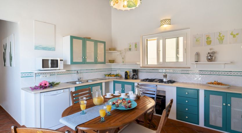 Photo of Prosecco on the Pebbles