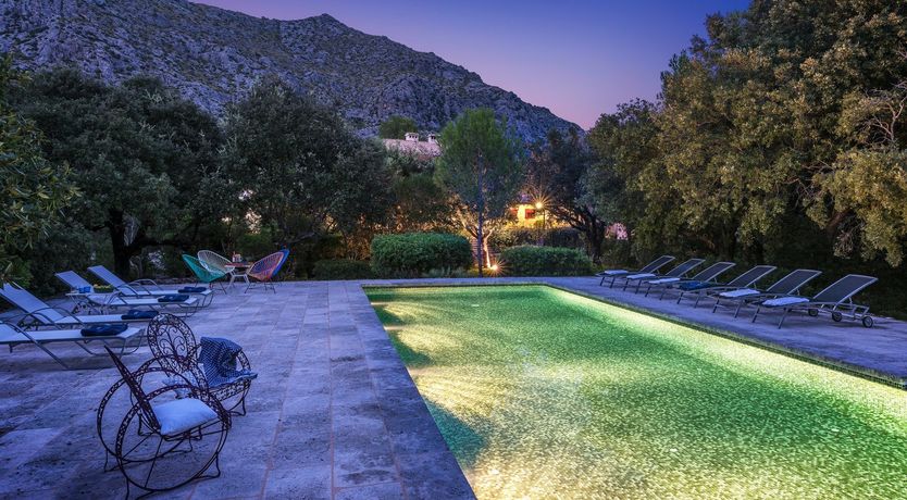 Photo of Shades of Jade