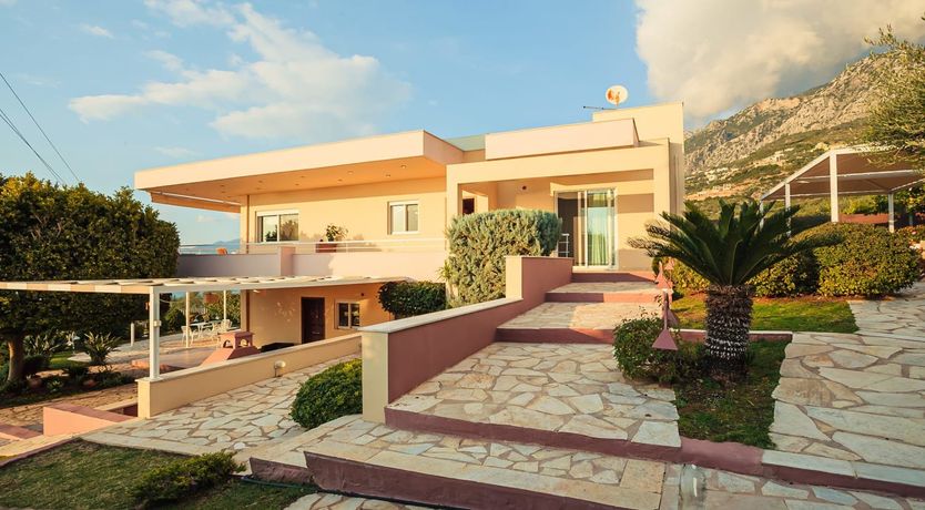 Photo of The Sun Chariot