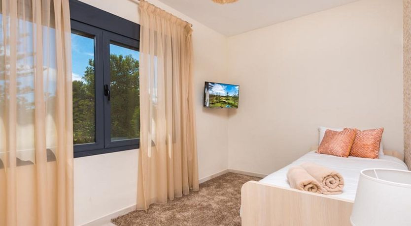 Photo of The Nineteenth Hole