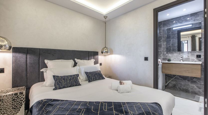 Photo of Le Vieux Monde