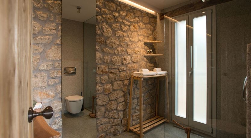 Photo of Front & Centre