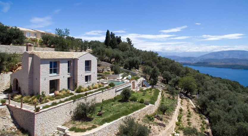 Photo of Front & Centre