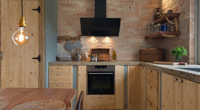 Photo of Front & Centre