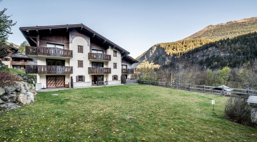 Photo of Sigh of the Mountain