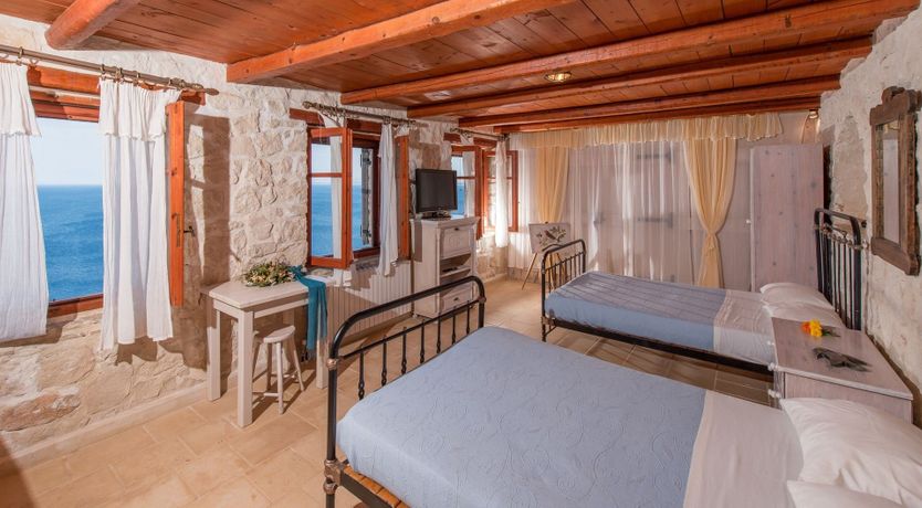 Photo of The Legend of Luxury