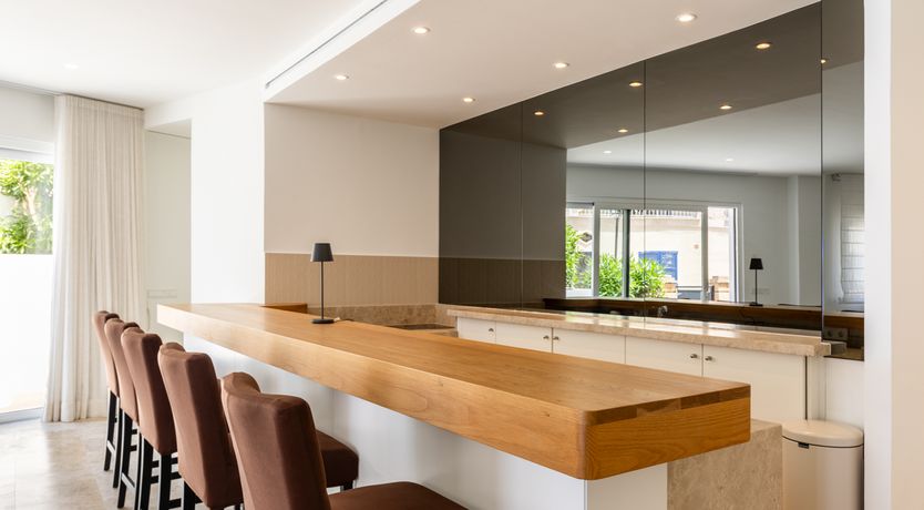 Photo of The Pearlescent King