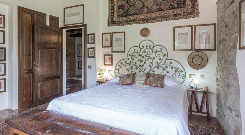 Photo of Whispering Walls