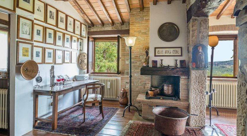 Photo of Whispering Walls