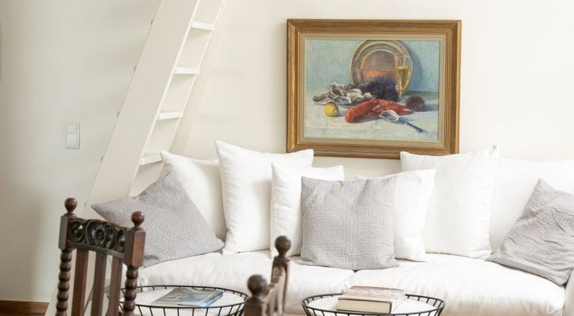 Photo of Don't It Make My Brown Eyes Blue