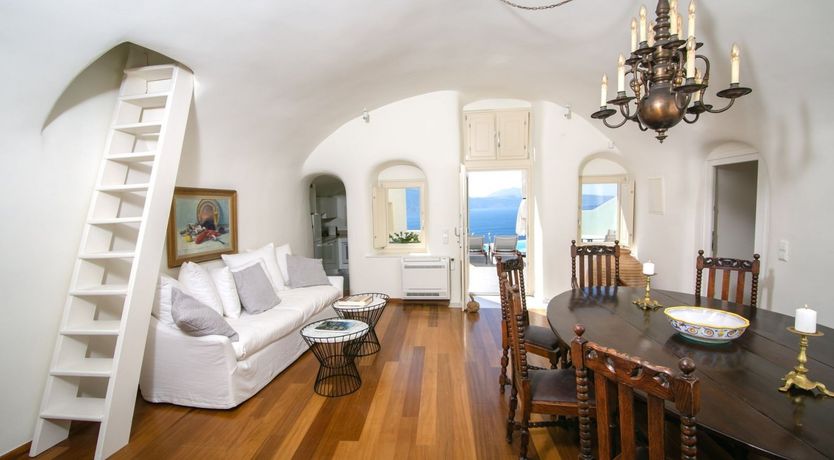 Photo of Don't It Make My Brown Eyes Blue