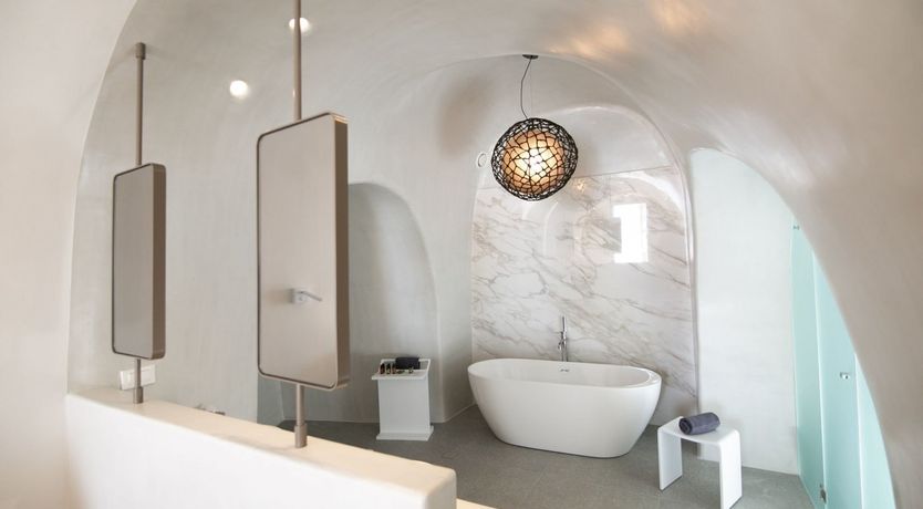 Photo of Don't It Make My Brown Eyes Blue