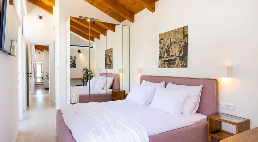 Photo of Infinite Beauty