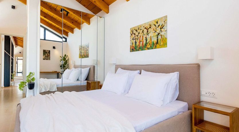 Photo of Infinite Beauty