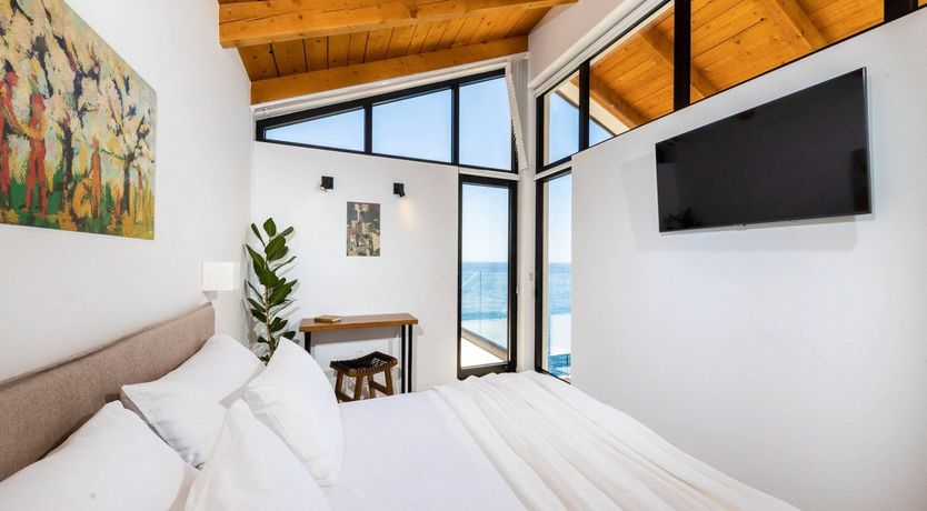 Photo of Infinite Beauty