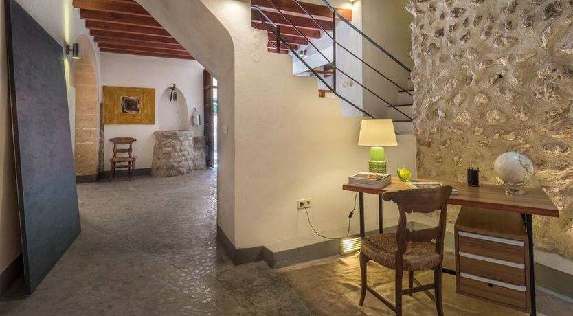 Photo of Earth & Stone