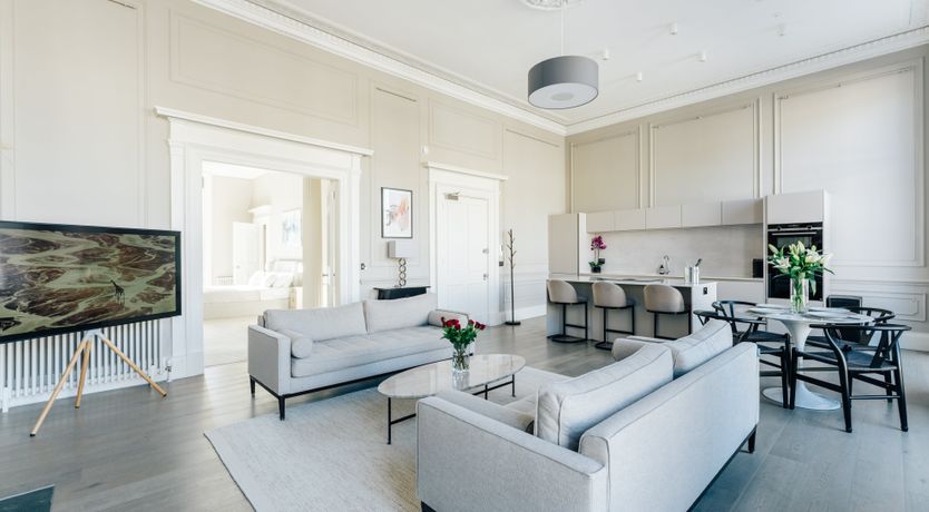 Photo of Luxury on Melville Street