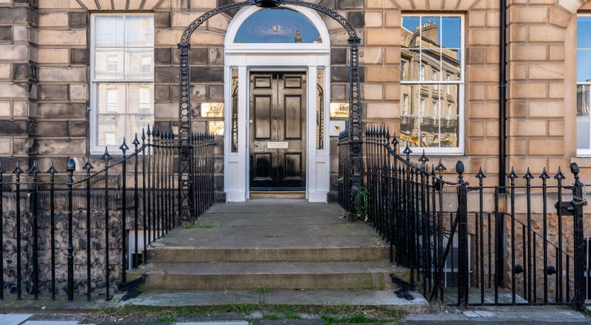 Photo of Luxury on Melville Street