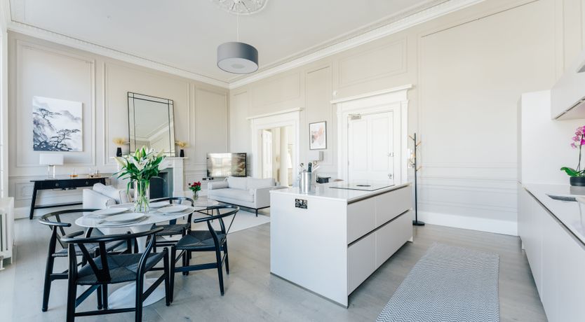 Photo of Luxury on Melville Street