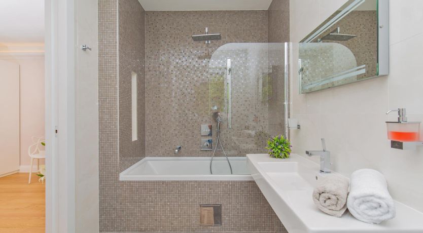 Photo of Land of a Thousand Islands