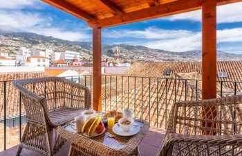 Wine on the Terrace Apartment