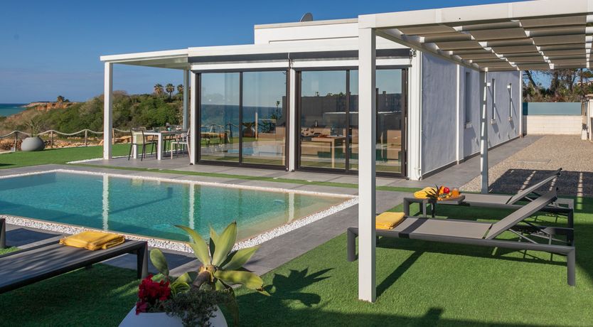 Photo of Rare Beauty