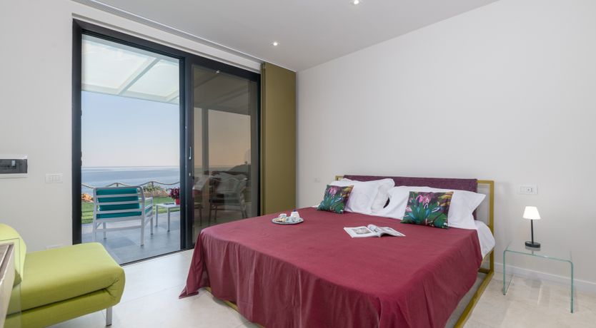 Photo of Rare Beauty