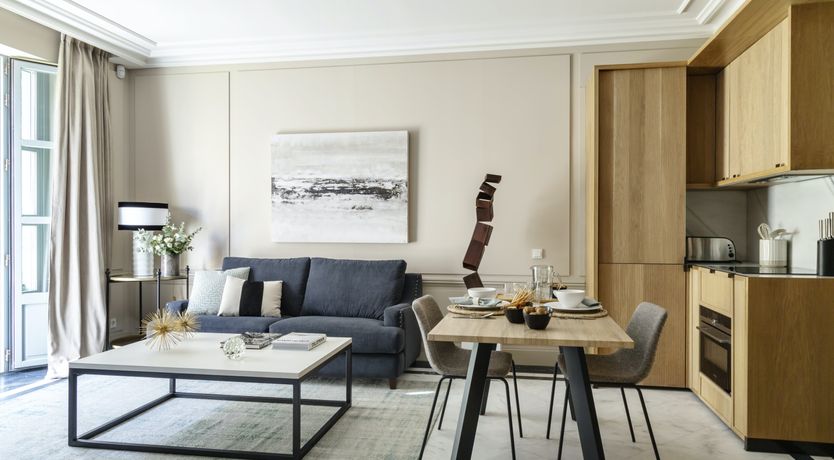 Photo of Right on Cue