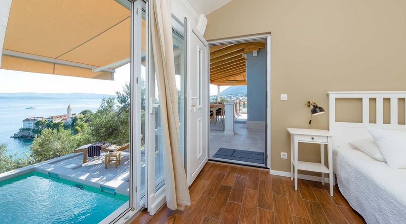 Photo of Edge of Dawn