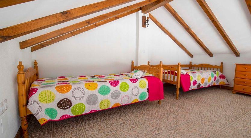 Photo of On Hibiscus Hilltop