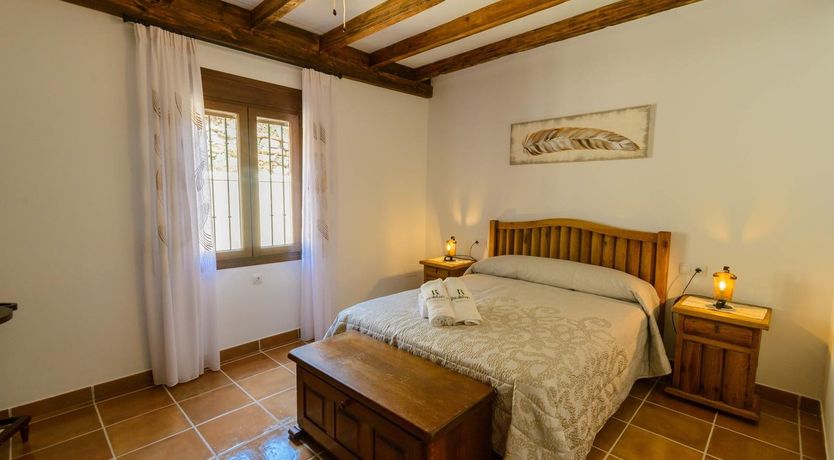 Photo of On Hibiscus Hilltop