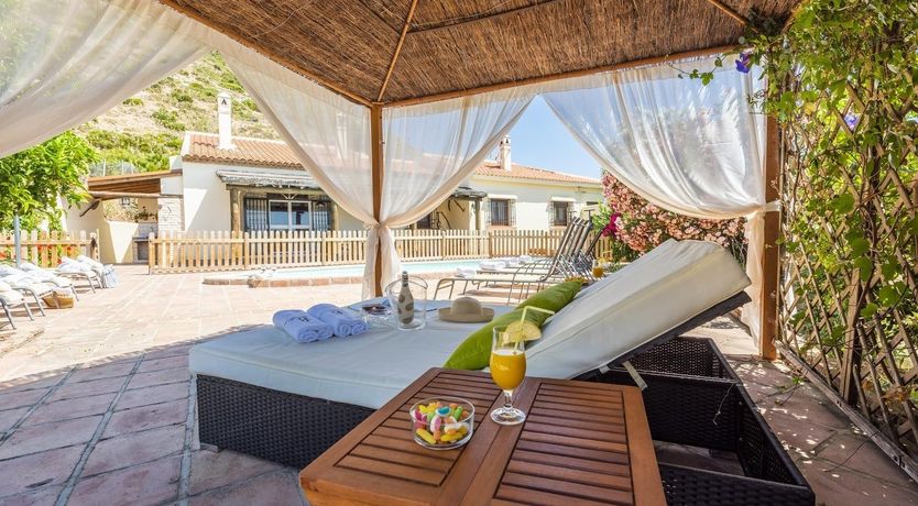 Photo of On Hibiscus Hilltop