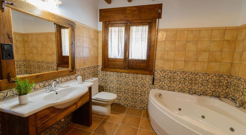 Photo of On Hibiscus Hilltop