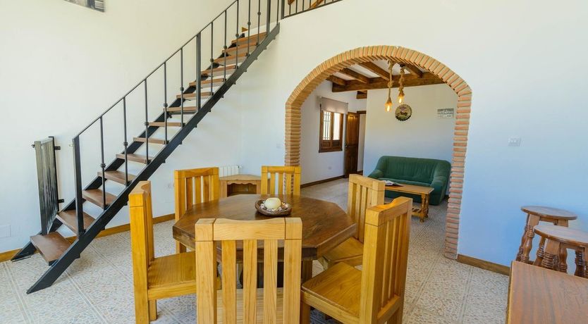 Photo of On Hibiscus Hilltop