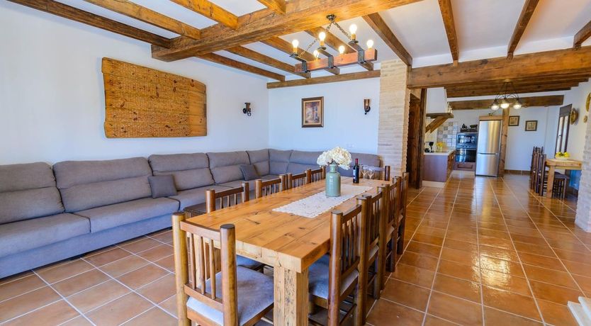 Photo of On Hibiscus Hilltop