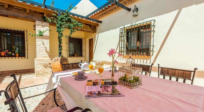 Photo of On Hibiscus Hilltop