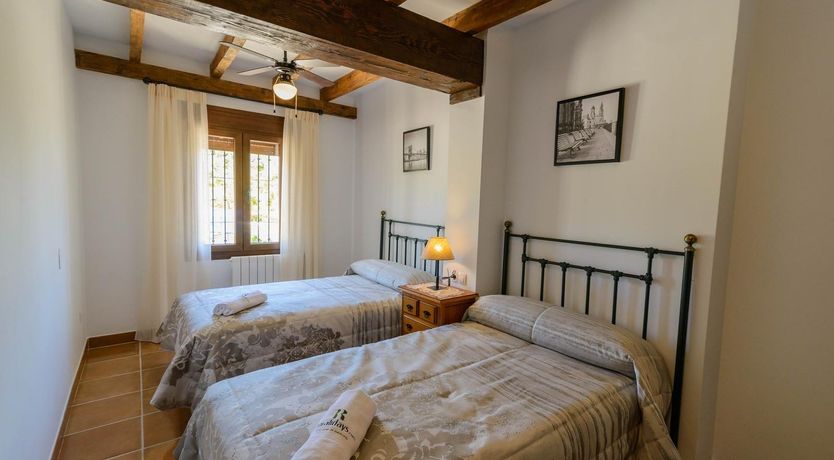 Photo of On Hibiscus Hilltop