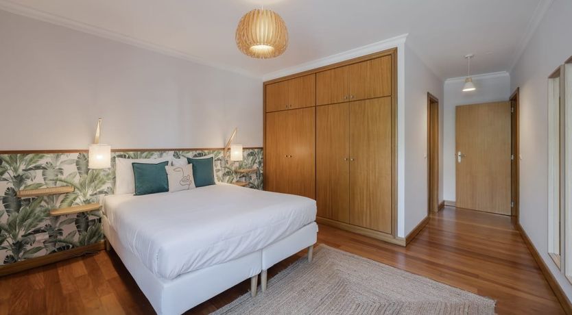 Photo of Eyes to the Sea