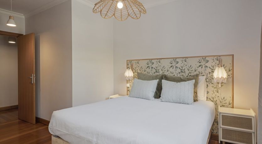 Photo of Eyes to the Sea