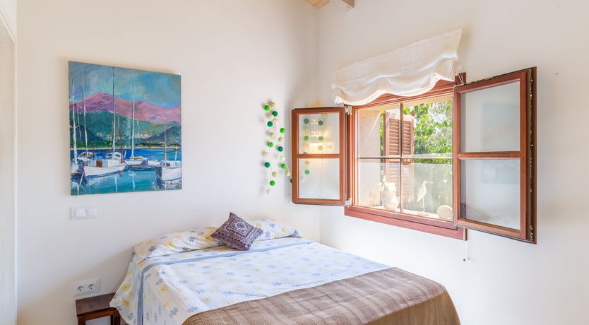 Photo of Bougainvillea Bolero