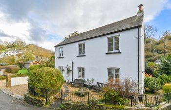 Brambles & Briars Holiday Cottage